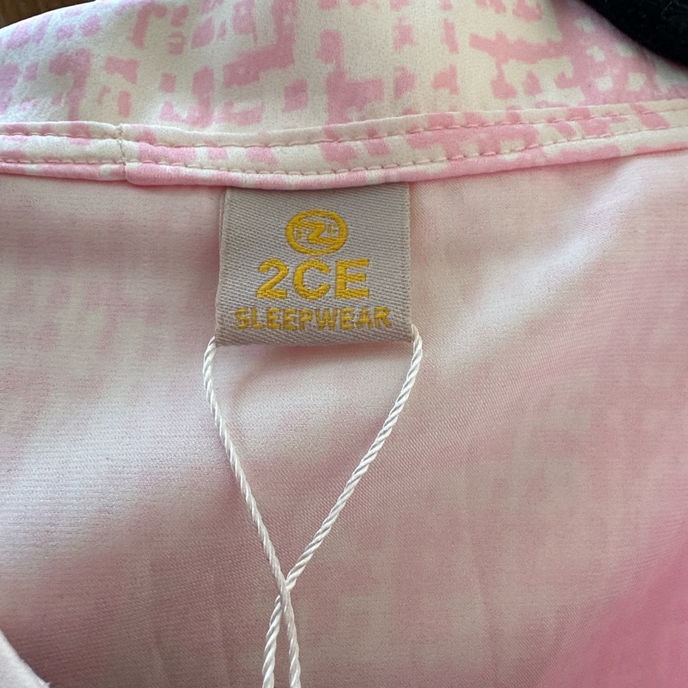 Pink Pajamas with front Pockets - Picture 6 of 7